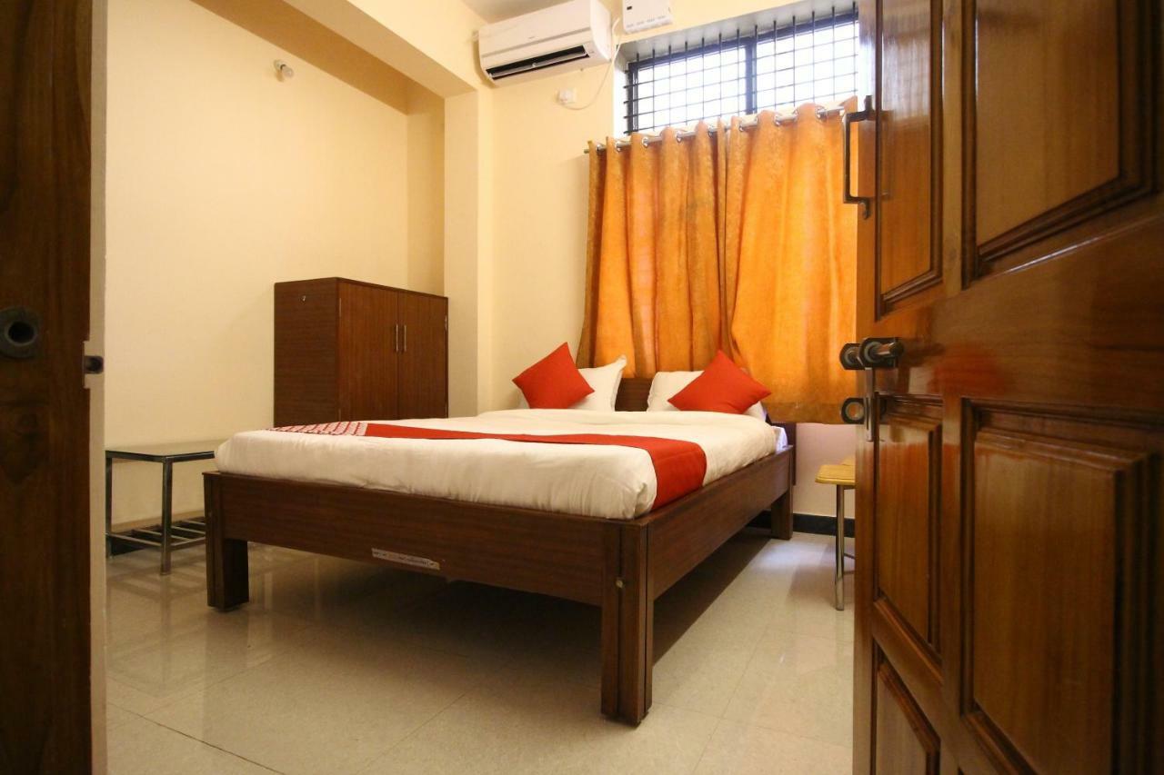 Oyo Flagship 30734 Jeevan Lodge Shimoga Esterno foto