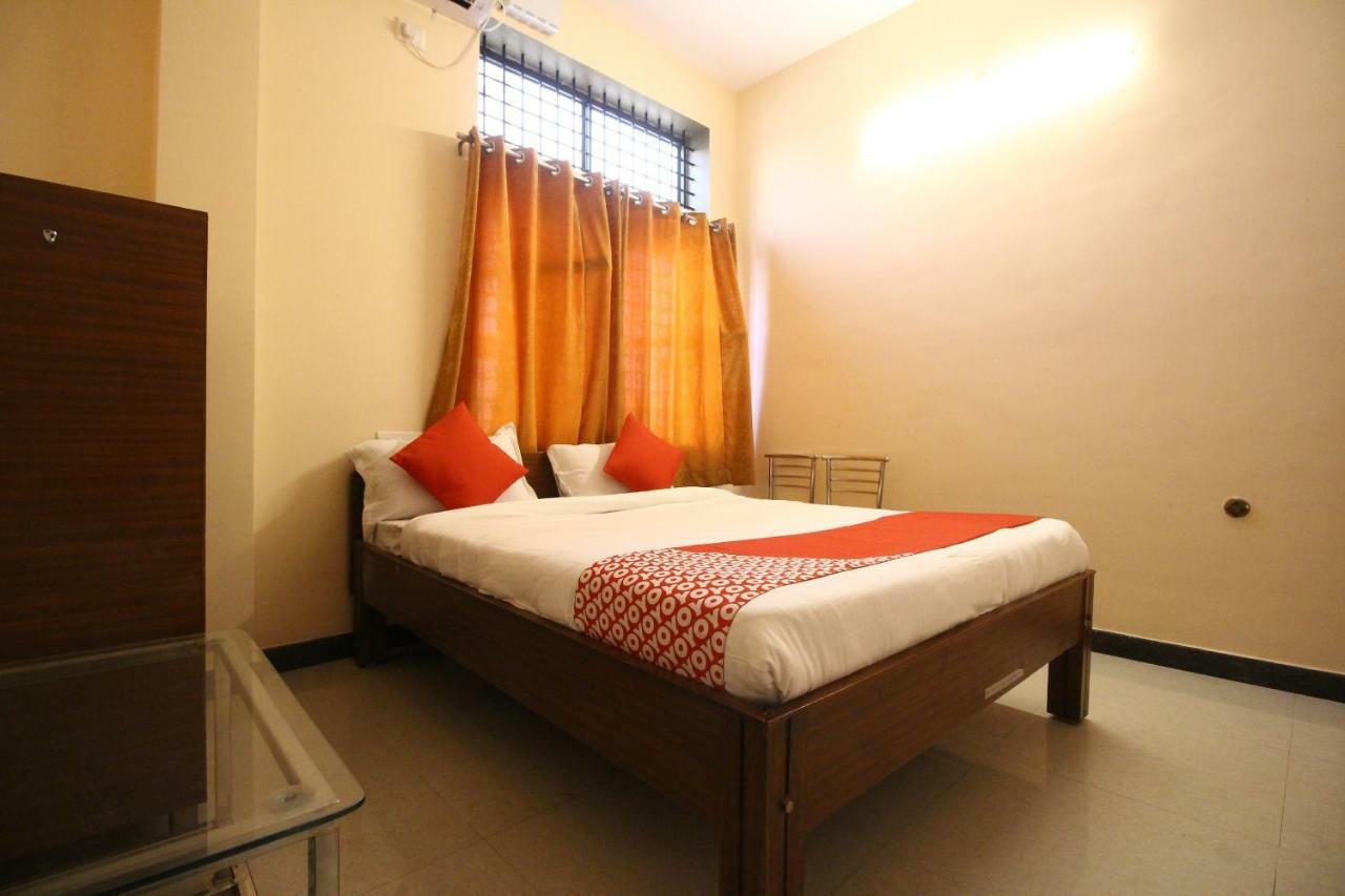 Oyo Flagship 30734 Jeevan Lodge Shimoga Esterno foto